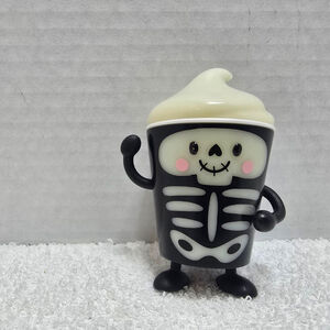 Boys Wendy's Skeleton Frosty Cup Action Figure One Size Black White